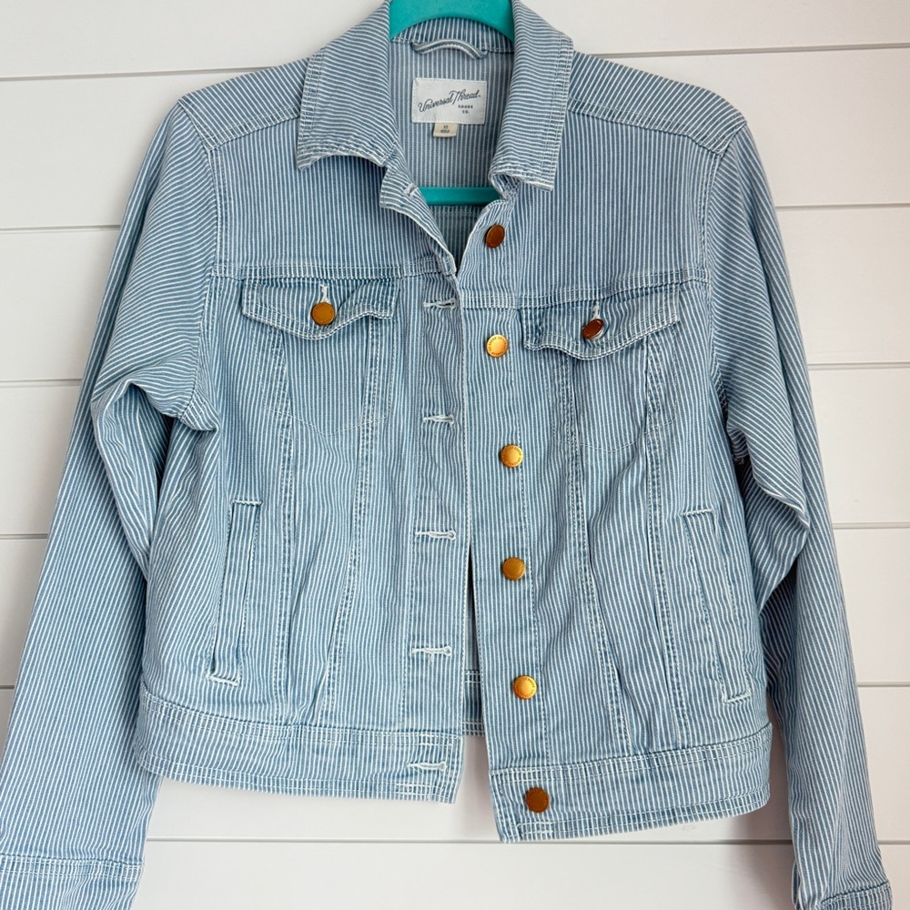 Never worn, Universal Thread Blue and White Jean Jacket Cropped Design, Size XS